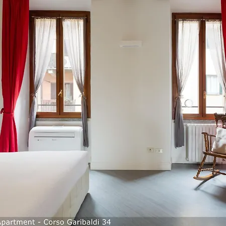 Apartment Brera In Garibaldi Milan