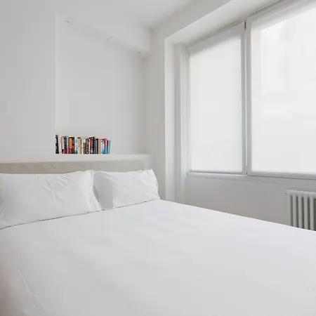 Brera In Garibaldi Apartment
